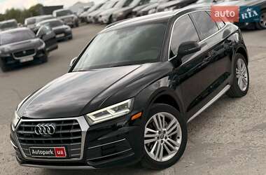 Внедорожник / Кроссовер Audi Q5 2018 в 