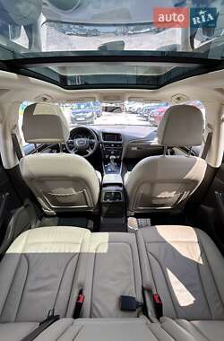 Внедорожник / Кроссовер Audi Q5 2016 в 