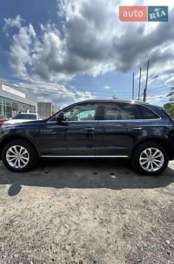 Внедорожник / Кроссовер Audi Q5 2016 в 