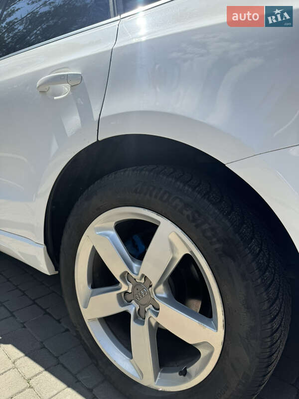 Внедорожник / Кроссовер Audi Q5 2011 в Вараше