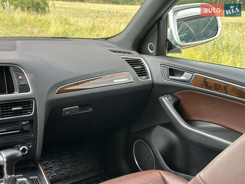 Внедорожник / Кроссовер Audi Q5 2015 в Томашполе
