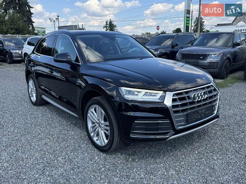 Внедорожник / Кроссовер Audi Q5 2019 в Тернополе