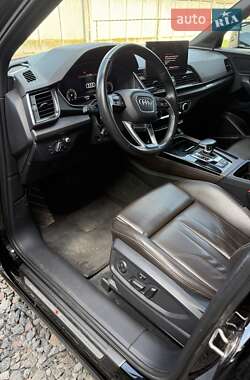 Позашляховик / Кросовер Audi Q5 2020 в 