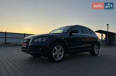 Внедорожник / Кроссовер Audi Q5 2012 в 