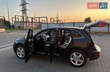Внедорожник / Кроссовер Audi Q5 2012 в 