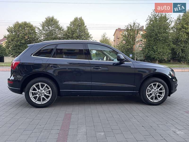 Внедорожник / Кроссовер Audi Q5 2012 в Луцке
