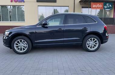 Внедорожник / Кроссовер Audi Q5 2012 в 