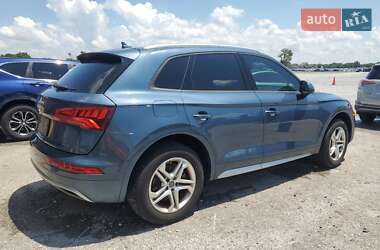 Внедорожник / Кроссовер Audi Q5 2018 в 