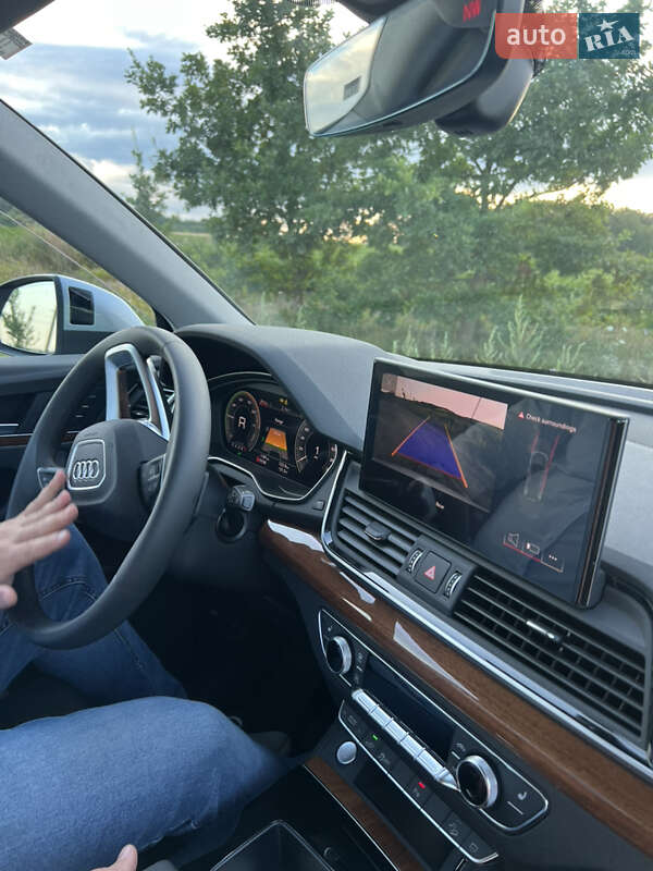 Внедорожник / Кроссовер Audi Q5 2024 в Ивано-Франковске