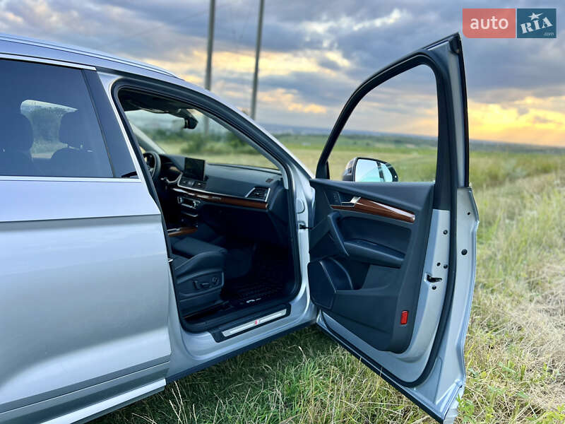Внедорожник / Кроссовер Audi Q5 2024 в Ивано-Франковске