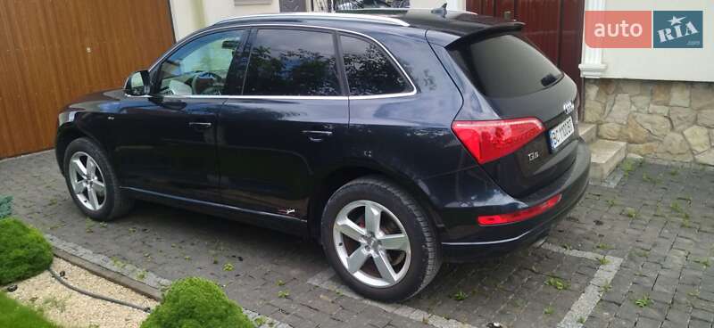 Внедорожник / Кроссовер Audi Q5 2012 в Самборе