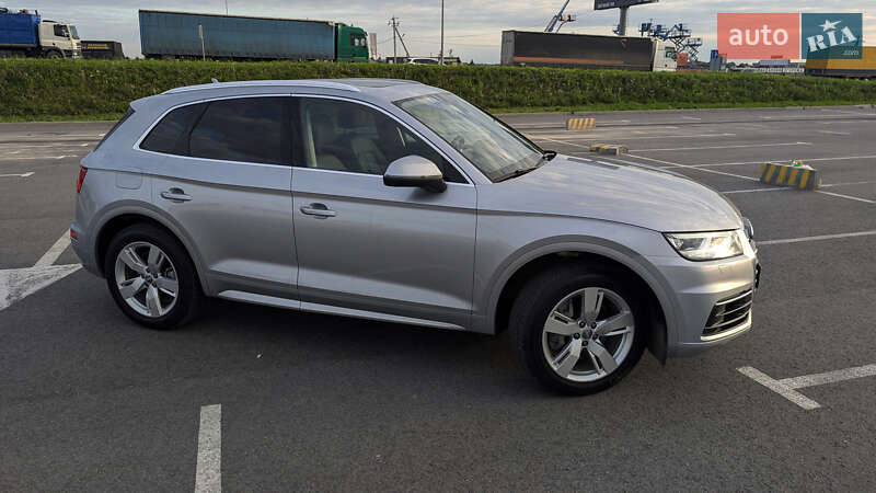 Внедорожник / Кроссовер Audi Q5 2017 в Львове фото 26 Внедорожник / Кроссовер Audi Q5 2017 в Львове