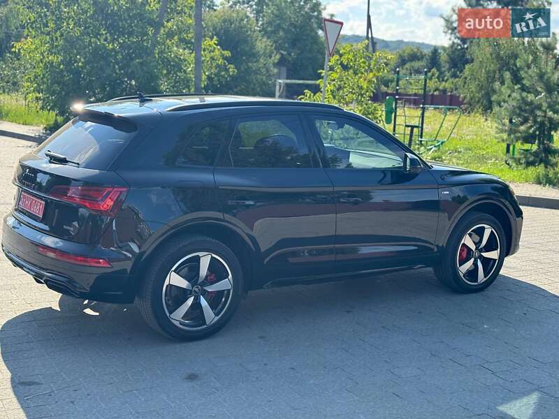 Внедорожник / Кроссовер Audi Q5 2024 в Львове