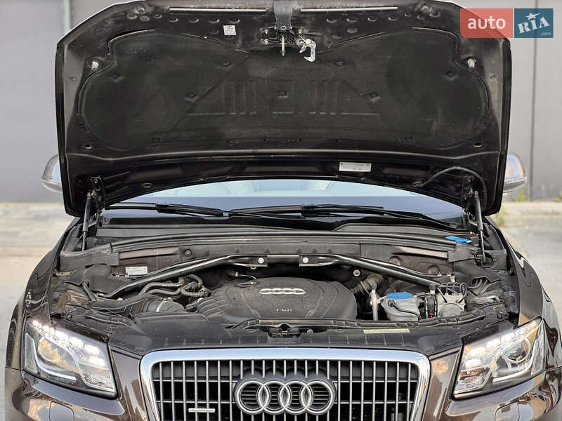 Позашляховик / Кросовер Audi Q5 2011 в Києві