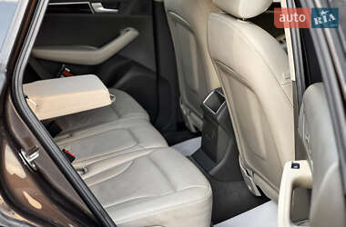 Внедорожник / Кроссовер Audi Q5 2011 в 