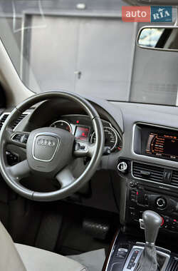 Внедорожник / Кроссовер Audi Q5 2011 в 