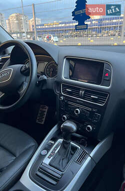 Внедорожник / Кроссовер Audi Q5 2015 в 