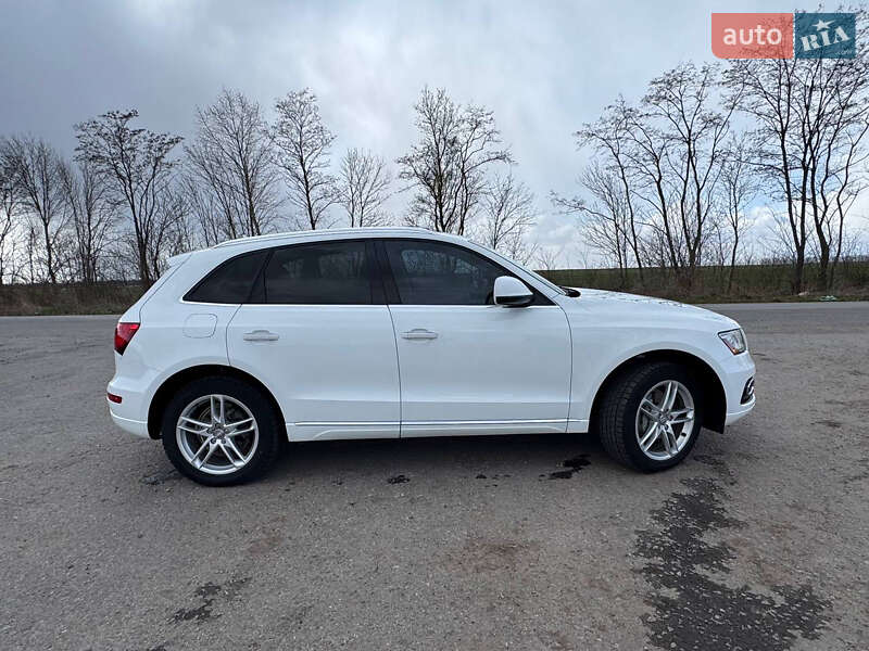 Внедорожник / Кроссовер Audi Q5 2014 в Романове
