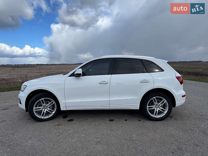 Внедорожник / Кроссовер Audi Q5 2014 в Романове