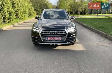 Внедорожник / Кроссовер Audi Q5 2019 в 