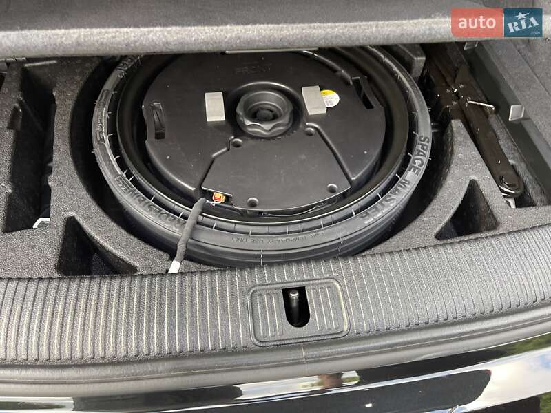 Внедорожник / Кроссовер Audi Q5 2019 в Ровно фото 8 Внедорожник / Кроссовер Audi Q5 2019 в Ровно