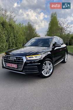 Внедорожник / Кроссовер Audi Q5 2019 в 