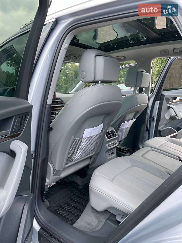 Внедорожник / Кроссовер Audi Q5 2019 в Львове