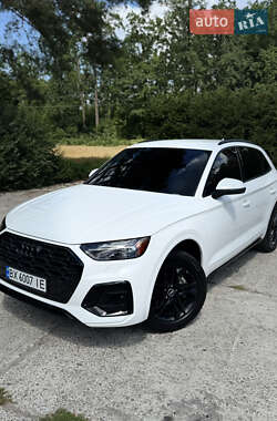 Внедорожник / Кроссовер Audi Q5 2020 в 