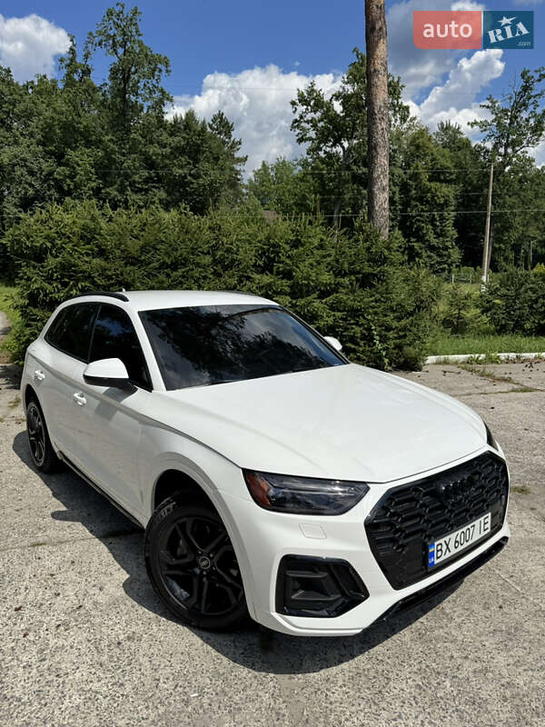 Внедорожник / Кроссовер Audi Q5 2020 в Шепетовке