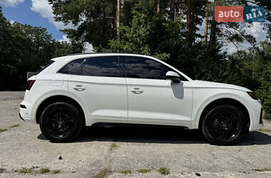 Внедорожник / Кроссовер Audi Q5 2020 в 