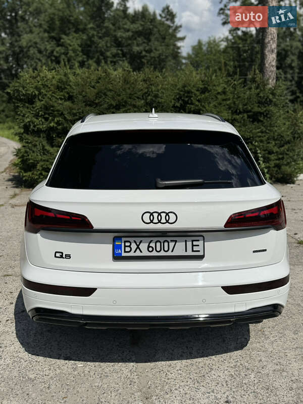 Внедорожник / Кроссовер Audi Q5 2020 в Шепетовке