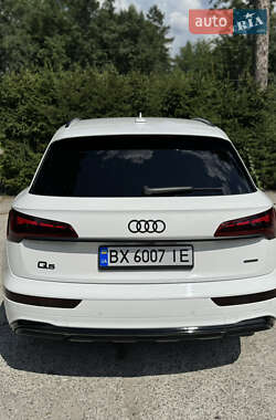 Внедорожник / Кроссовер Audi Q5 2020 в 