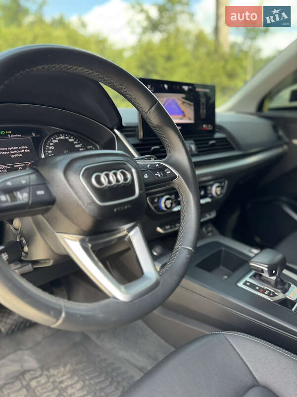 Внедорожник / Кроссовер Audi Q5 2020 в Шепетовке
