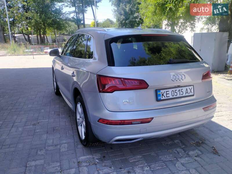 Внедорожник / Кроссовер Audi Q5 2019 в Днепре