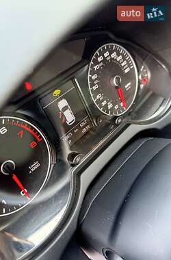 Позашляховик / Кросовер Audi Q5 2014 в 