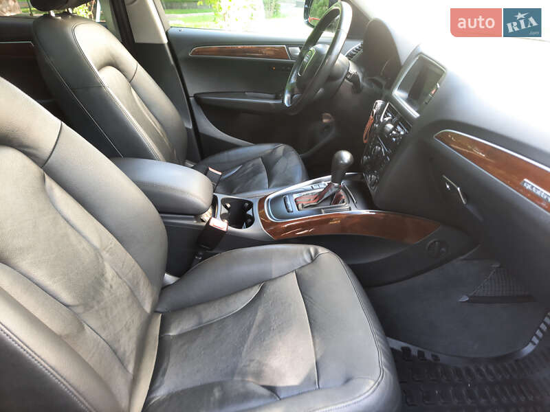 Внедорожник / Кроссовер Audi Q5 2012 в Киеве