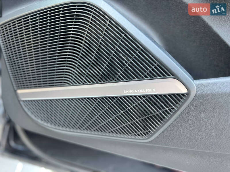 Внедорожник / Кроссовер Audi Q5 2018 в Ивано-Франковске фото 20 Внедорожник / Кроссовер Audi Q5 2018 в Ивано-Франковске