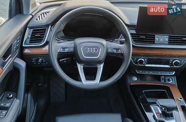 Внедорожник / Кроссовер Audi Q5 2023 в 