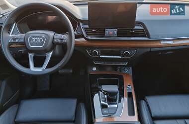 Внедорожник / Кроссовер Audi Q5 2023 в 