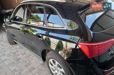 Внедорожник / Кроссовер Audi Q5 2009 в 