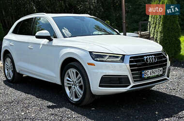 Внедорожник / Кроссовер Audi Q5 2018 в 