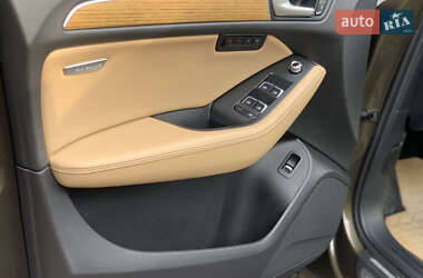 Внедорожник / Кроссовер Audi Q5 2012 в 
