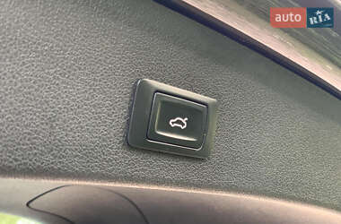 Внедорожник / Кроссовер Audi Q5 2012 в 