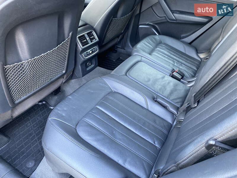 Внедорожник / Кроссовер Audi Q5 2017 в Броварах