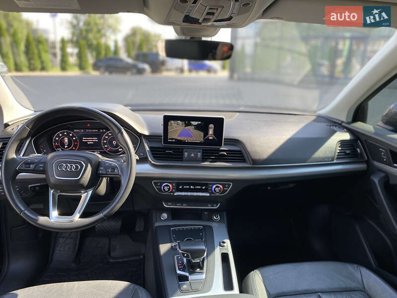 Внедорожник / Кроссовер Audi Q5 2017 в Броварах