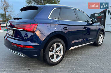 Внедорожник / Кроссовер Audi Q5 2021 в 
