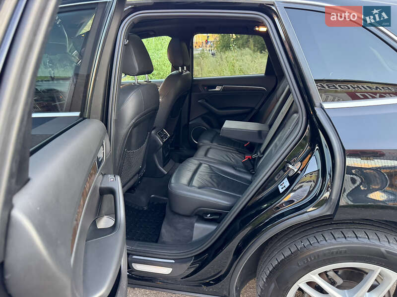 Внедорожник / Кроссовер Audi Q5 2014 в Киеве