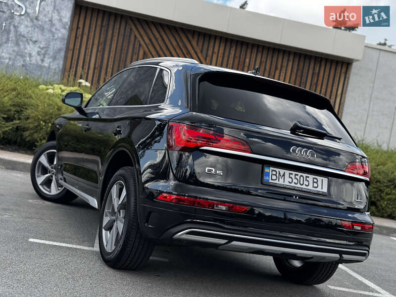 Внедорожник / Кроссовер Audi Q5 2023 в Киеве