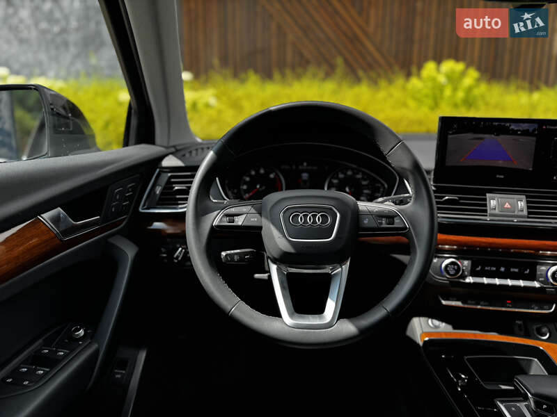 Внедорожник / Кроссовер Audi Q5 2023 в Киеве