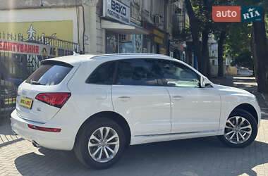 Внедорожник / Кроссовер Audi Q5 2015 в 